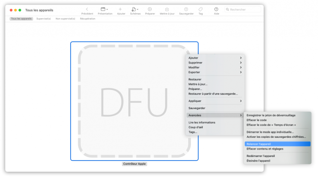 L'app Apple Configurator pour macOS avec un Mac en mode DFU.